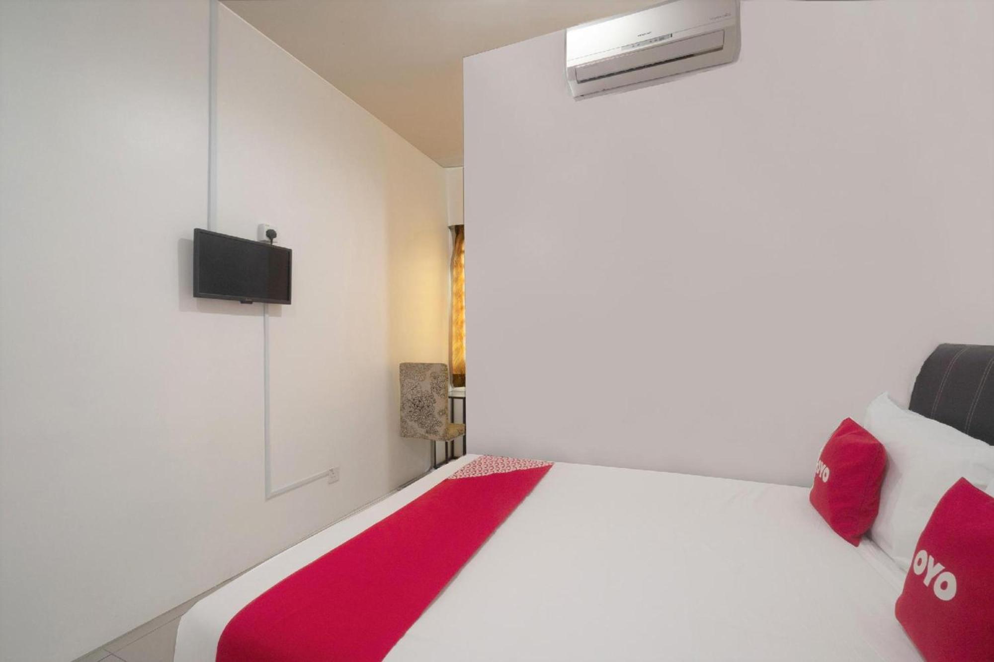 Oyo 91089 Motel Fasa 2B Seri Manjung Eksteriør billede