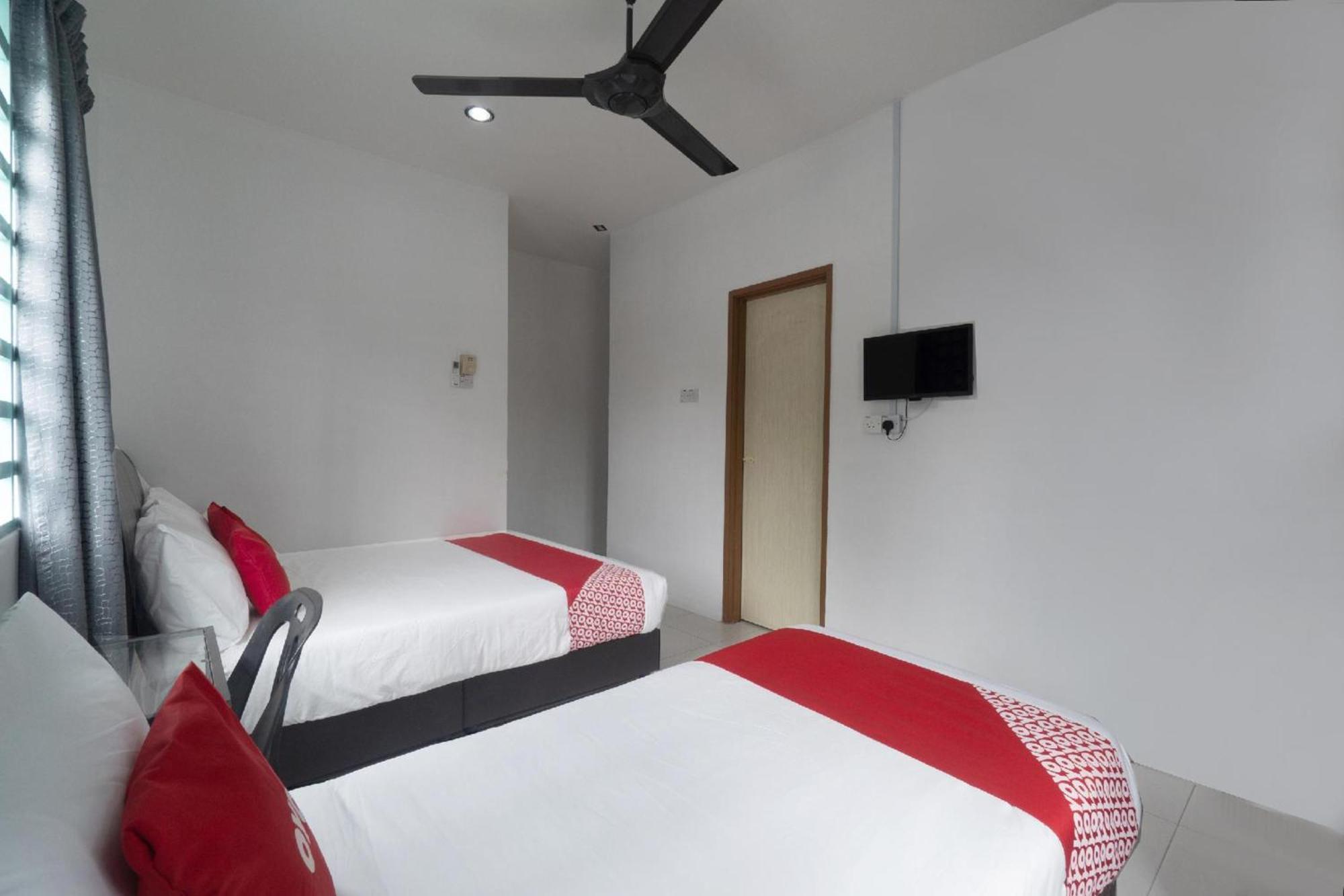 Oyo 91089 Motel Fasa 2B Seri Manjung Eksteriør billede